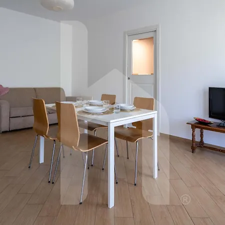 Homiday - K2 Aparthotel