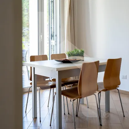 Homiday - K2 Lejlighedshotel Pineto