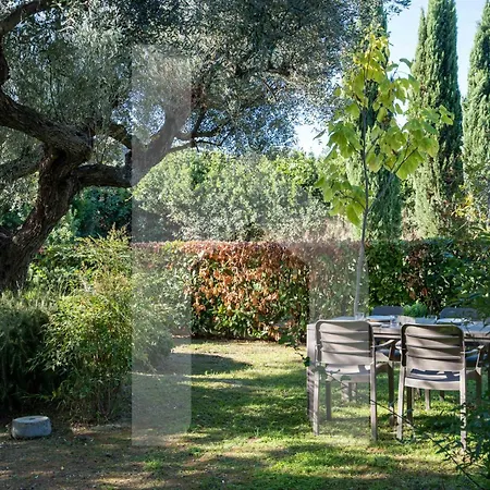 Homiday - K2 Aparthotel Pineto