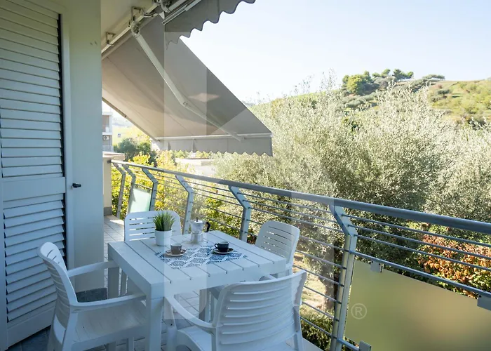 Homiday - K2 * Pineto