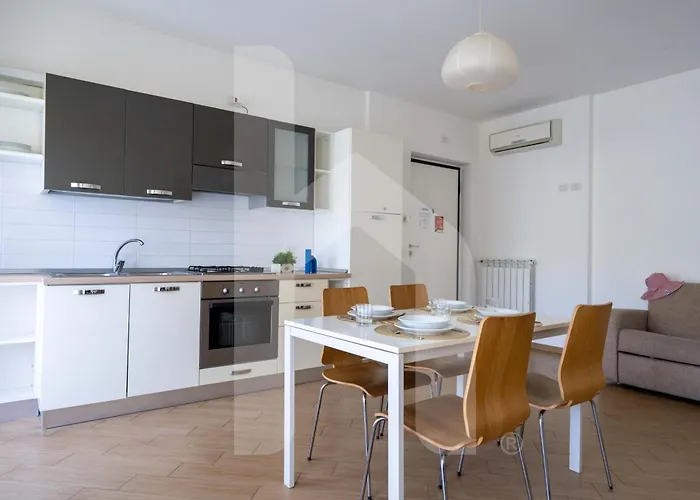 Homiday - K2 Apart Otel *