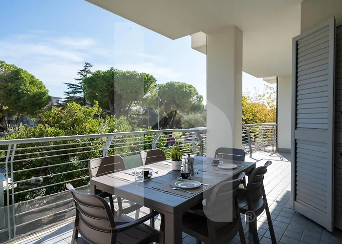 Apart Otel Homiday - K2 Pineto