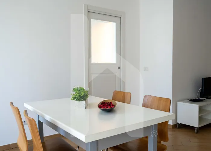 Apart Otel Homiday - K2 *