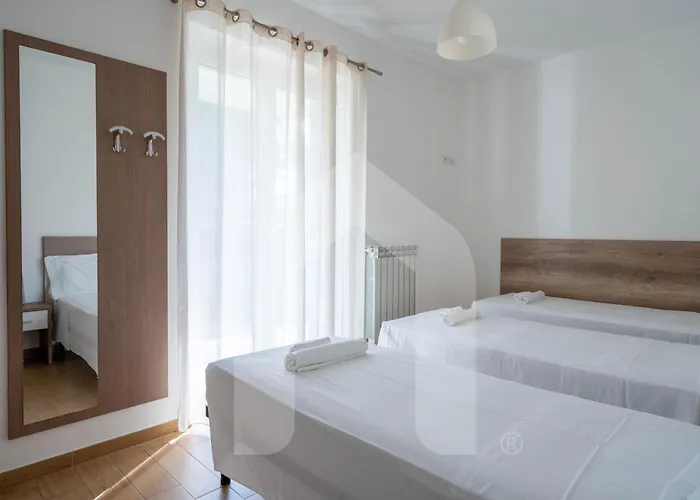 Apart Otel Homiday - K2 Pineto